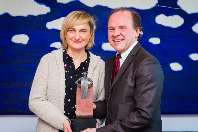 Winnaar 20ste Gouden Baksteen: Vlaamse ministers Crevits en Muyters